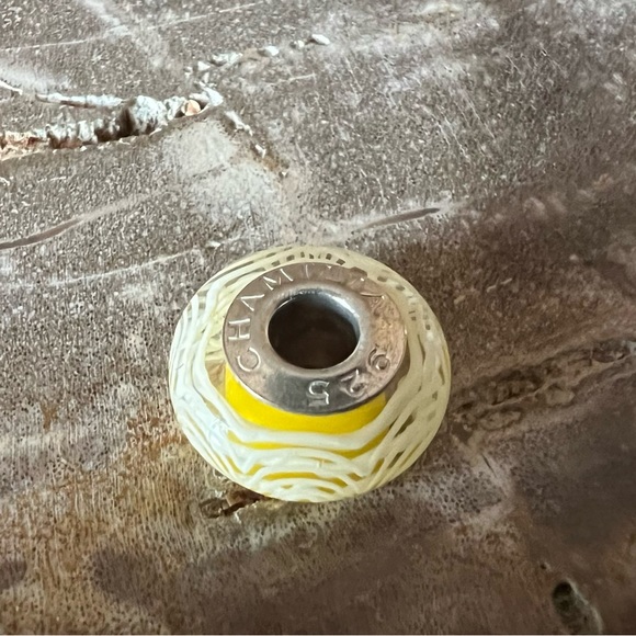 New Authentic Chamilia Charm- Daffodil Yellow Murano  Yellow White Glass 925 - Picture 3 of 4